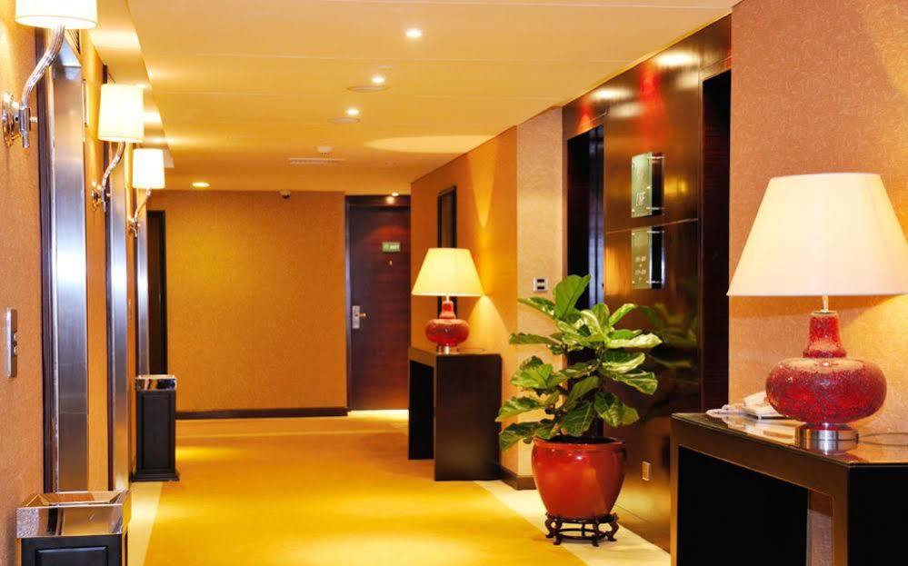 Binbei Yiho Hotel Xiamen Bagian luar foto